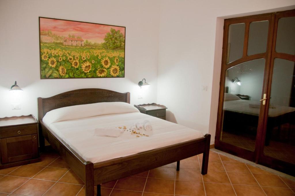 Casale Il Gheppio Guest House Laureana Cilento Room photo