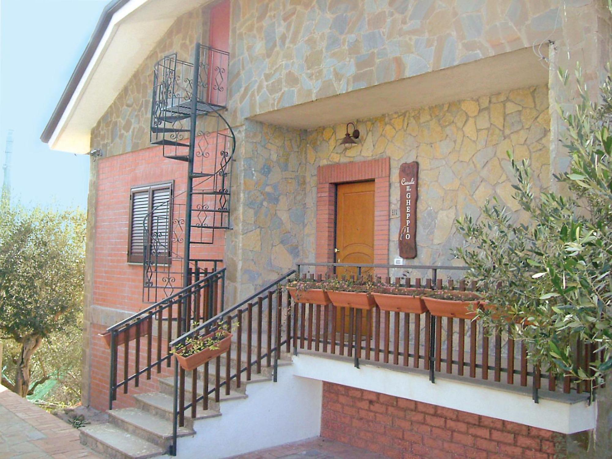 Casale Il Gheppio Guest House Laureana Cilento Exterior photo